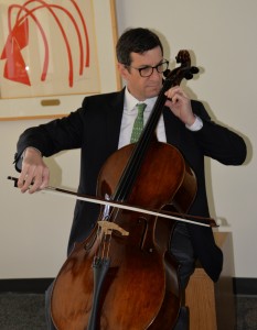 Joshua Rosett, Curb Family Associate Professor of Business and Law and George R. Roberts Fellow, is  the new director of Claremont McKenna's Financial Economics Institute. He also happens to be a trained cellist. 