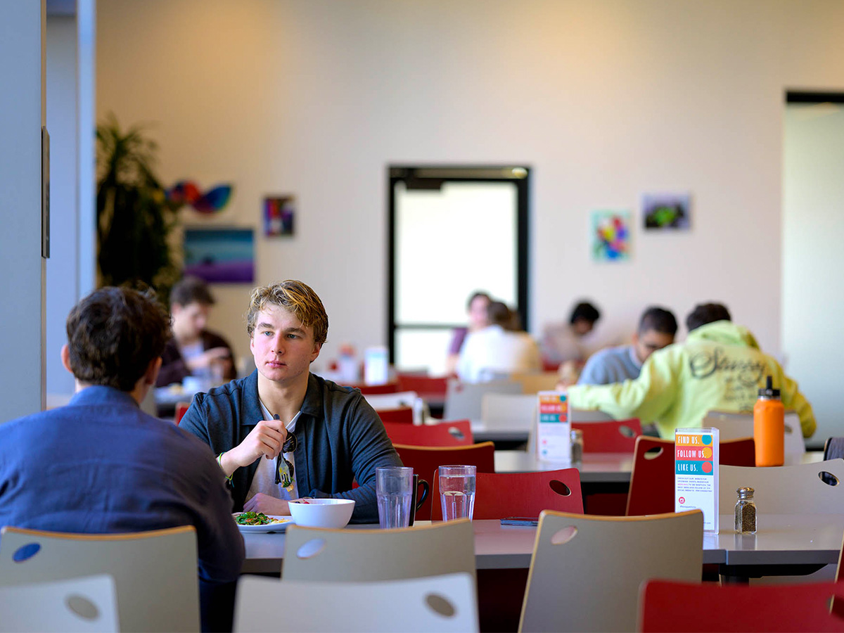 Students dining at Collins Dining Hall.