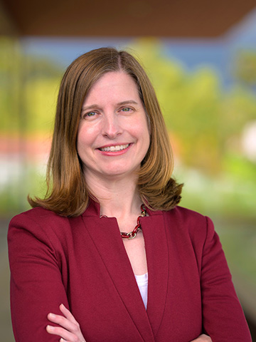 Jessica (O’Hare) Witt ’00.
