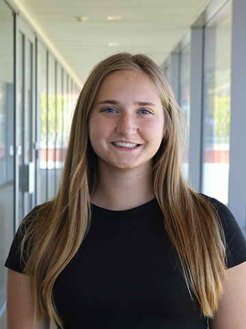 Katie Hodge ’27.