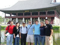 Students outside of Kyonghoe Imperial Palace