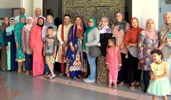 Group photo of Latino Muslim wedding party