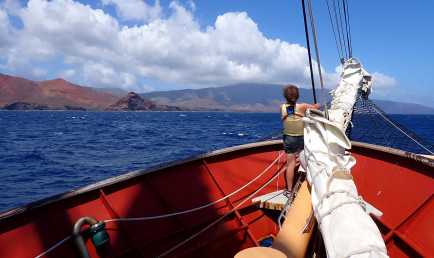 Katherine Roney ’24 on boat.